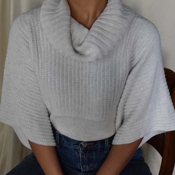 BCBG Sweaters - Oatmeal mid-weight sweater with dolman sleeves